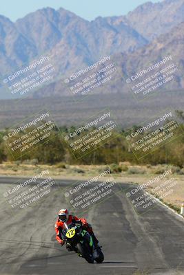 media/Apr-06-2024-CVMA (Sat) [[e845d64083]]/Race 13 Amateur Supersport Open (Holeshot Race)/